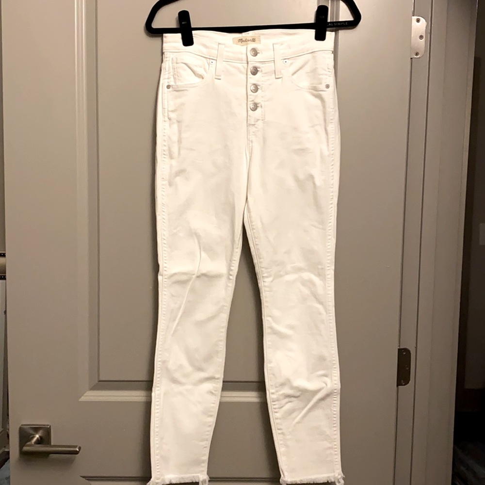 Madewell skinny white raw hem jeans size 26